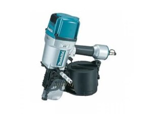 MAKITA Pneumatski zabijač eksera u redeniku 57-102mm