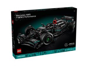 LEGO 42171 Mercedes-AMG F1 W14 E Performance 18