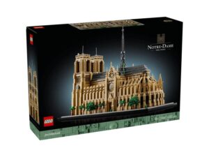 LEGO Pariski Notr Dam (21061) 18