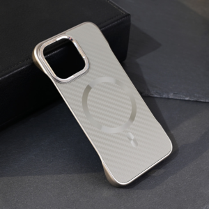 Torbica Magsafe Carbon za iPhone 13 Pro 6.1 siva