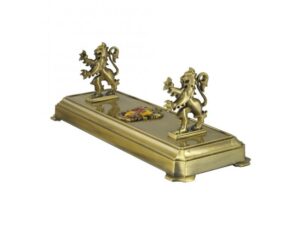 NOBLE COLLECTION Harry Potter – Wand Stand – Gryffindor (052207)