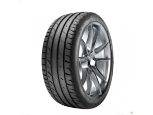 TAURUS 215/45R17 87V ULTRA HIGH PERFORMANCE let