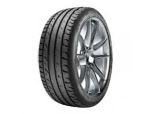 TAURUS Ultra High Performance 235/45 R18 98Y