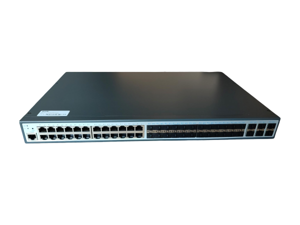 ExeLink SGX3754TS-V2 upravljivi switch 24×1000 Base-X SFP, 24×10/100/1000 Base-T,6x1G/10GE Base-X SFP+ porta L3