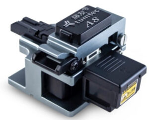 A8 kliver sa korpicom za otpatke