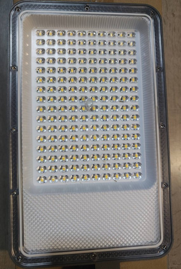 LED ULICNA 100W 12500lm 4000K IP65 LI1202