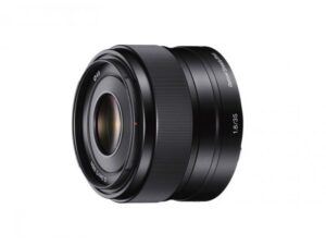 SONY SEL 35mm F1.8 (crop) objektiv