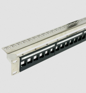 Patch Panel 24P 19 1U bez modula Lintech