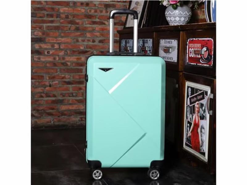 3G Kofer Triangle mint EL 28”
