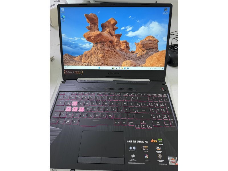 ASUS TUF Gaming A15 FA506NCG-HN185 (15.6 ina FHD, Ryzen 7 7445HS, 16GB, SSD 512GB, RTX 3050) OUTLET